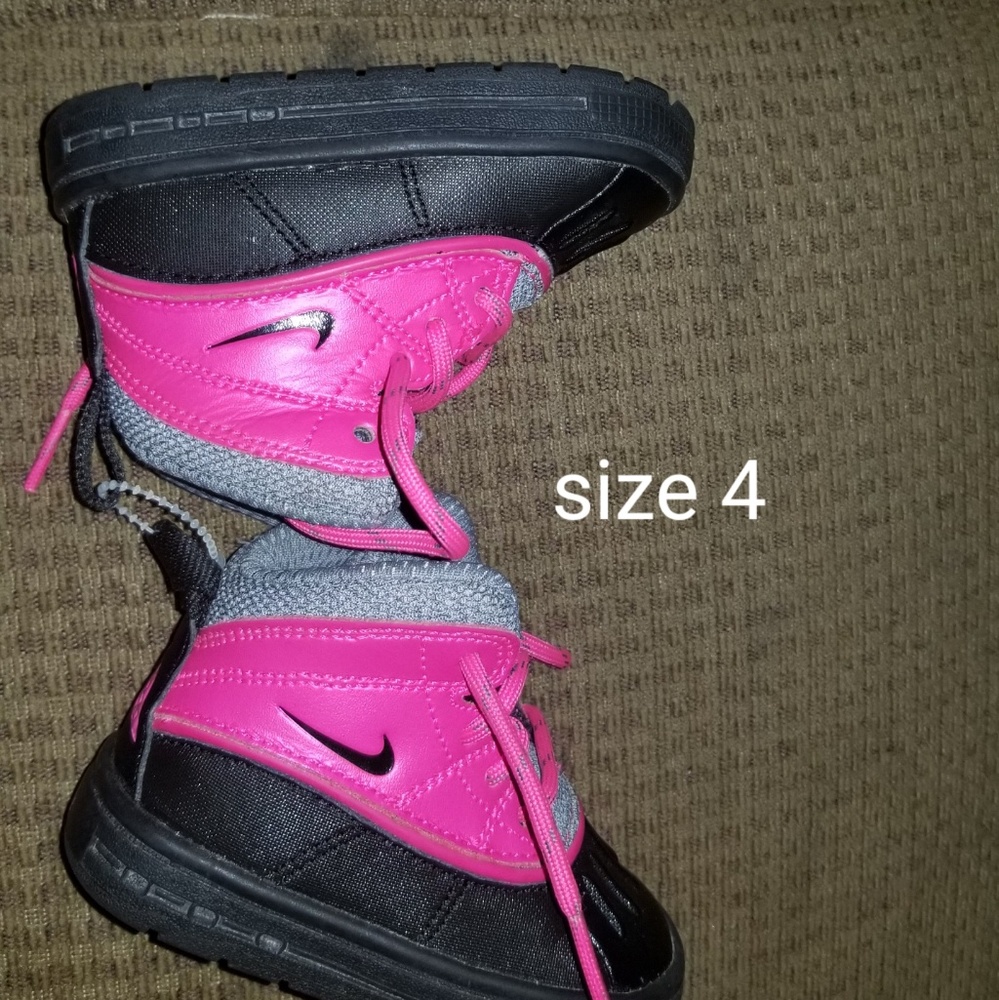 NIKE BOOTS baby girl